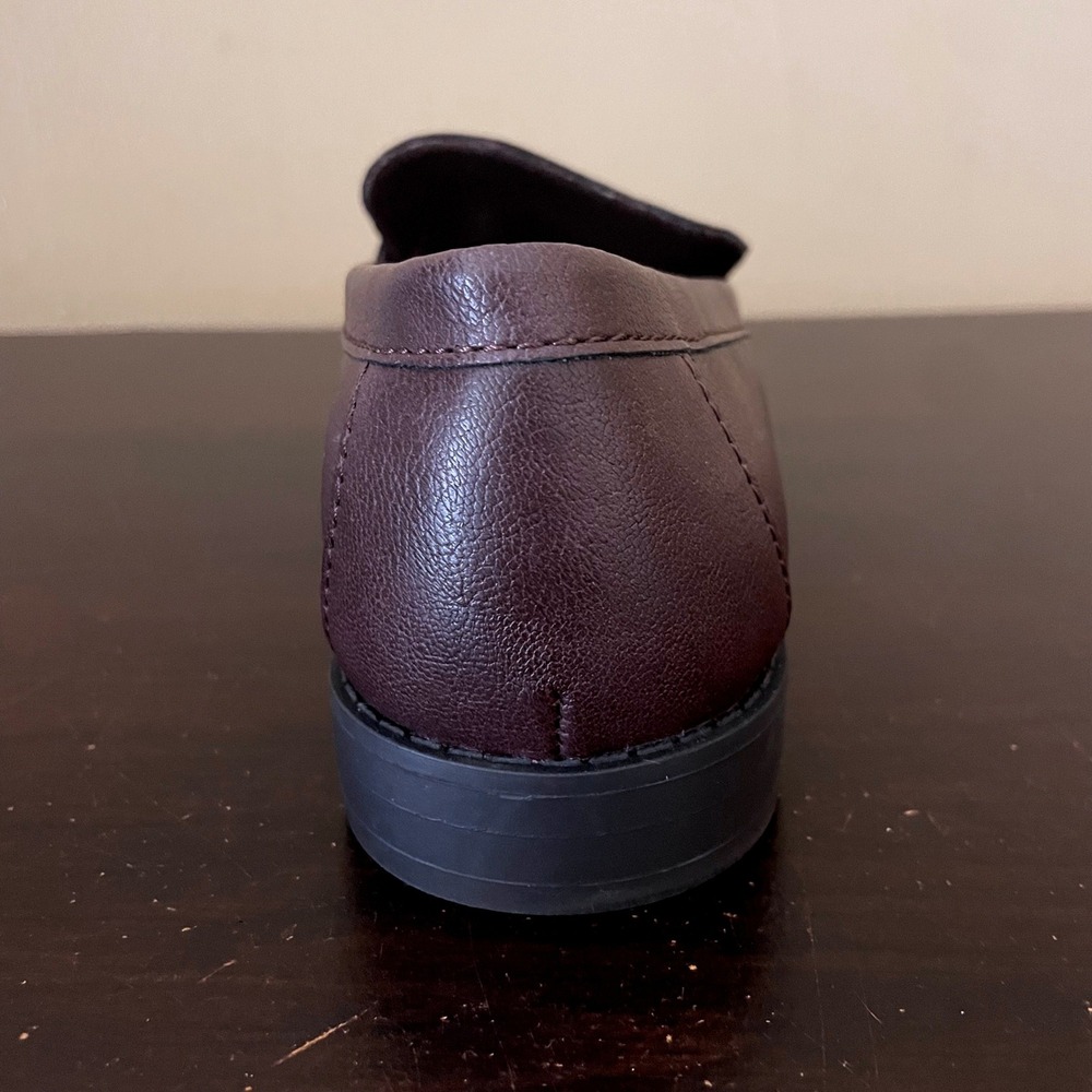 Old Navy Womens Tailored Moc L Burgundy Faux Leather Chain Loafers 6.5 768703-02 - Picture 6 of 9